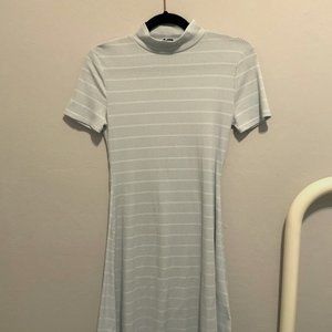 Junior's knit dress size Medium